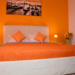  Oda ve Kahvaltı Venice Day