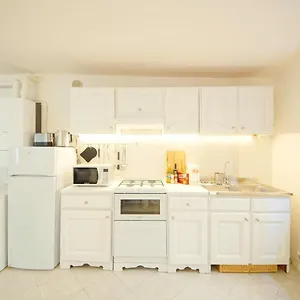  Apartment Gondola View